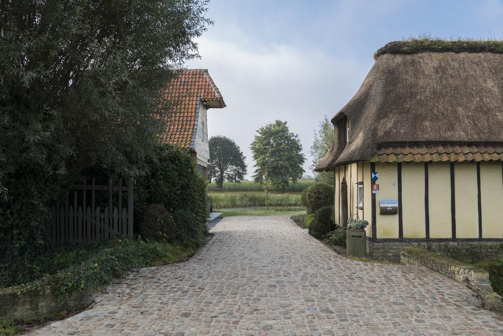 Sint-Coryn Villa Reninge Exterior photo